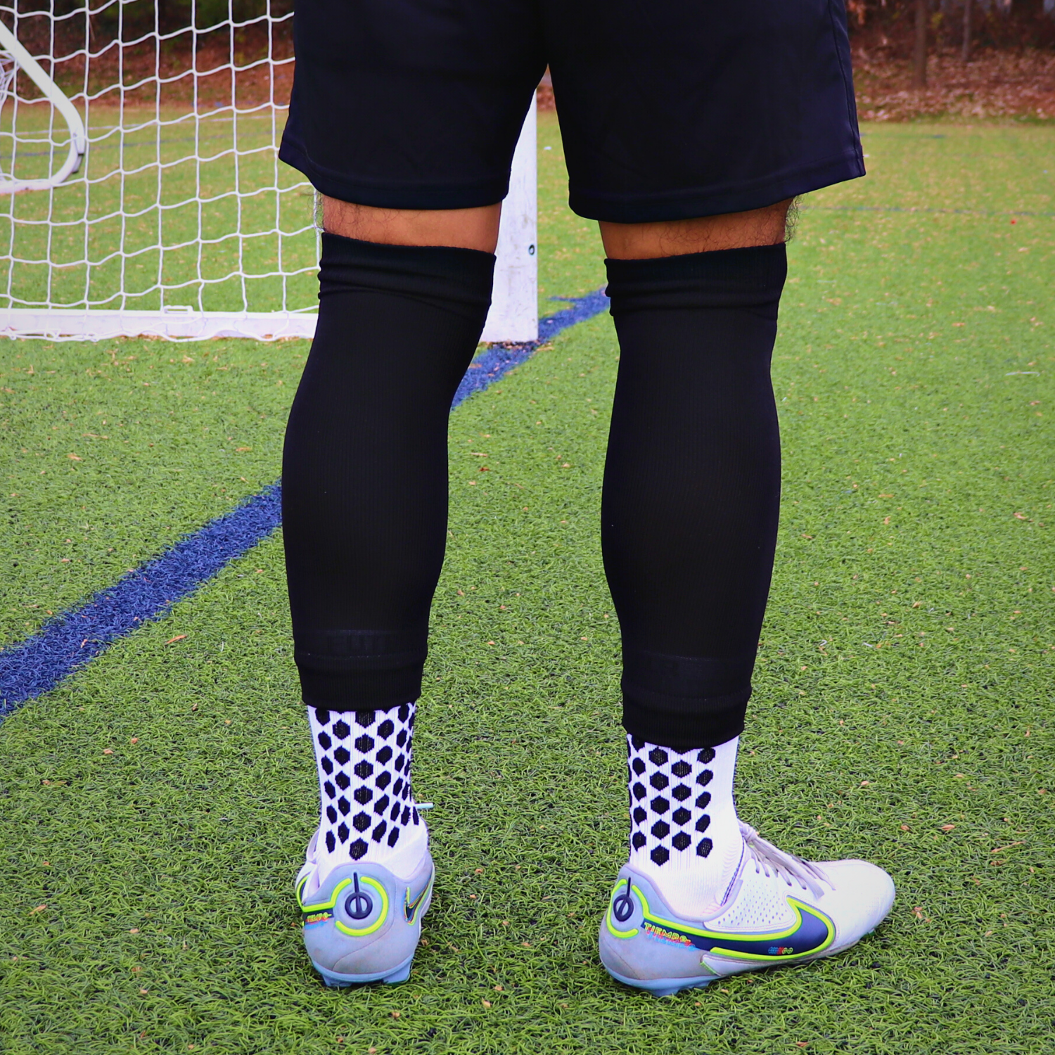 Black Soccer Leg Sleeve – FUTBLR